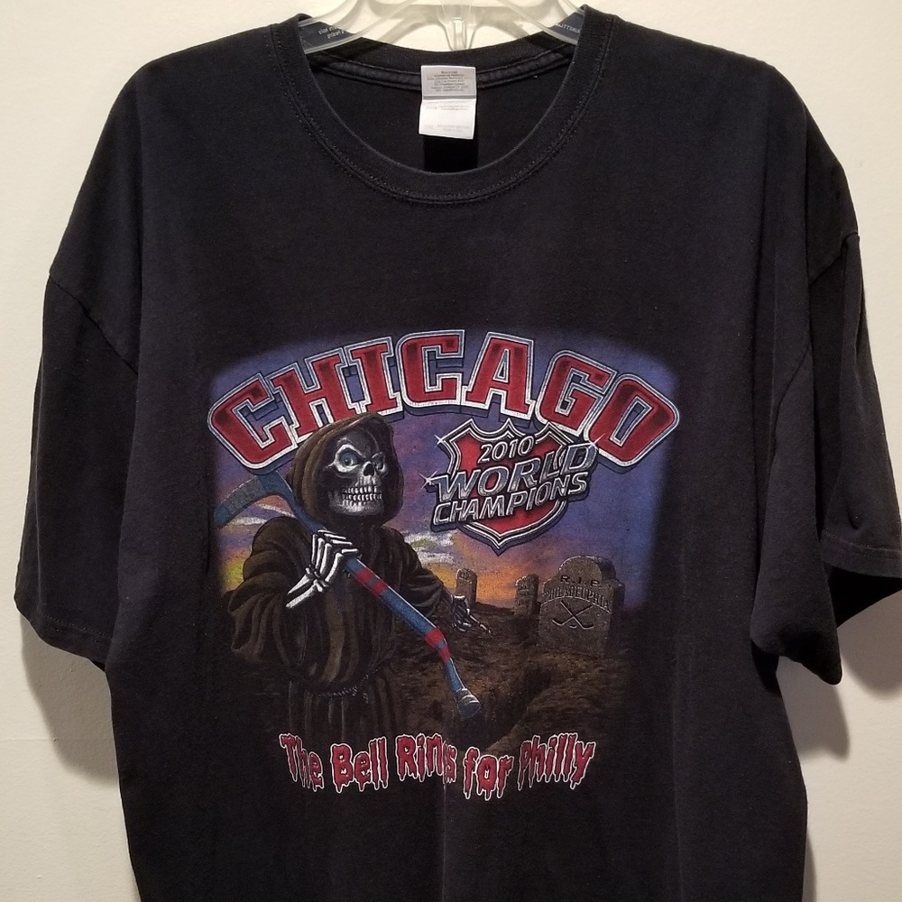Vintage Bootleg Chicago Blackhawks Hockey Shirt